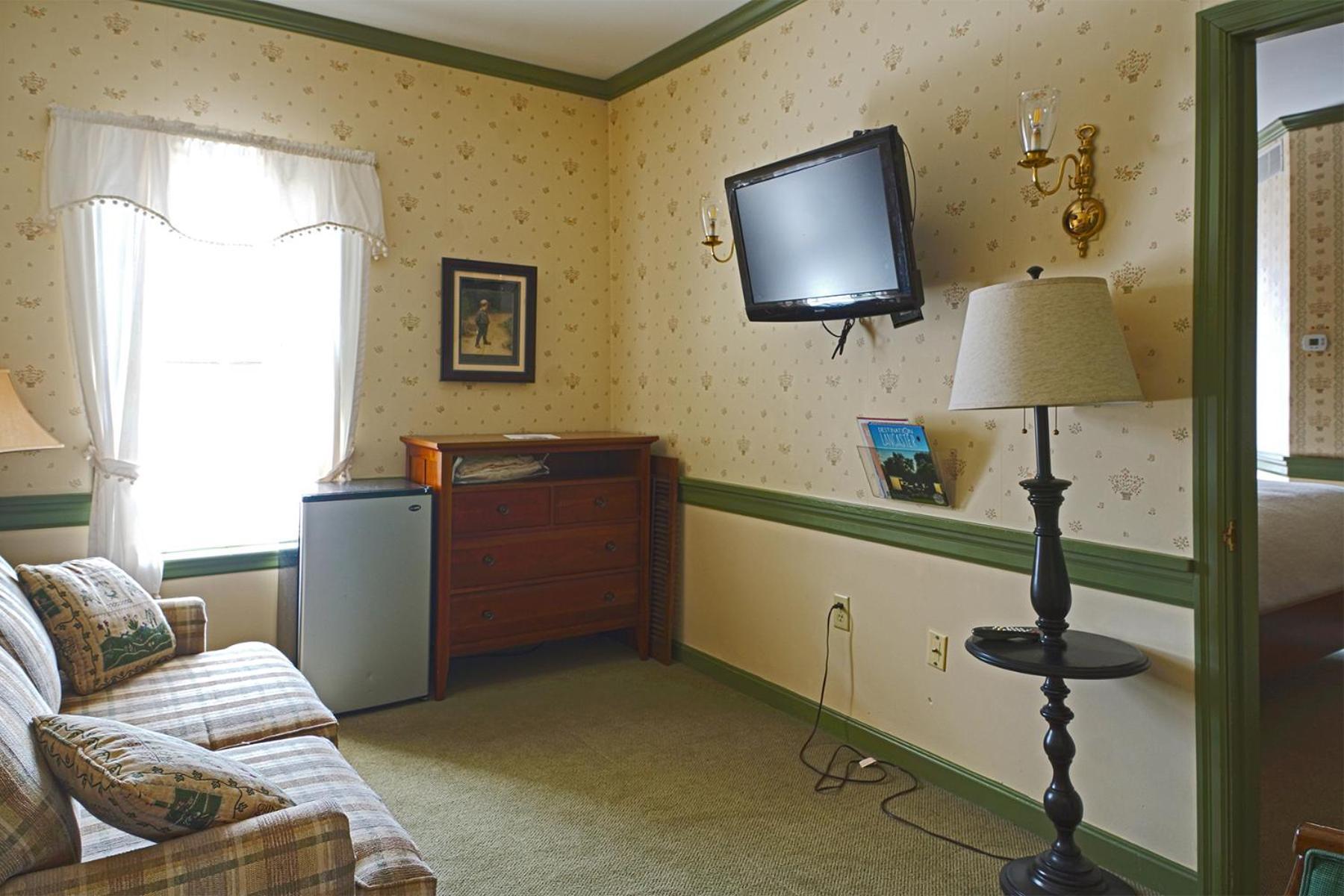 Village Bed and breakfast 2*