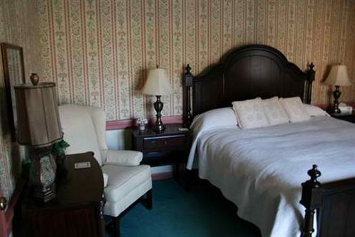 Village Bed and breakfast
